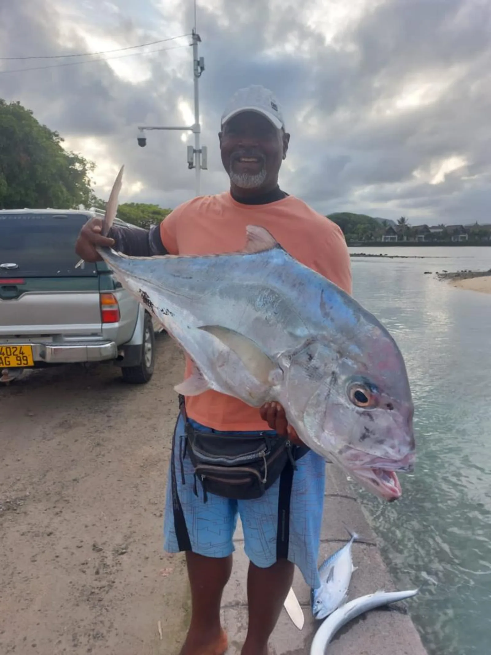 Carangue géante pêchée au large de Mahébourg
